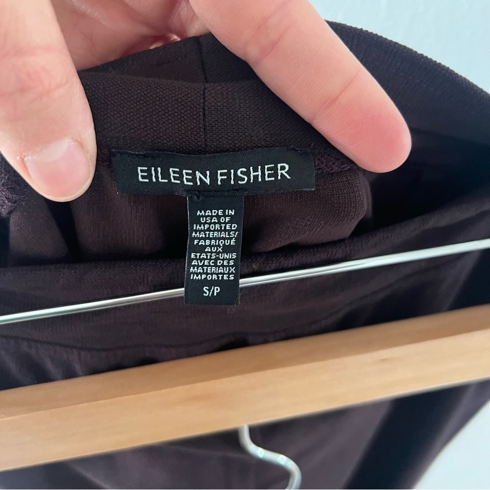 EILEEN FISHER | Slim Crepe Pants in Burgundy Purple | S - Picture 3 of 3